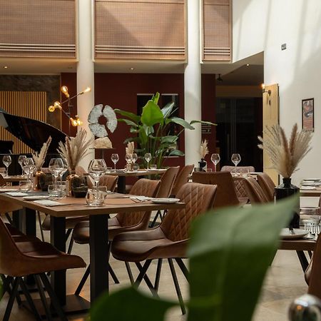 Hotel Van Eyck Maaseik Kültér fotó