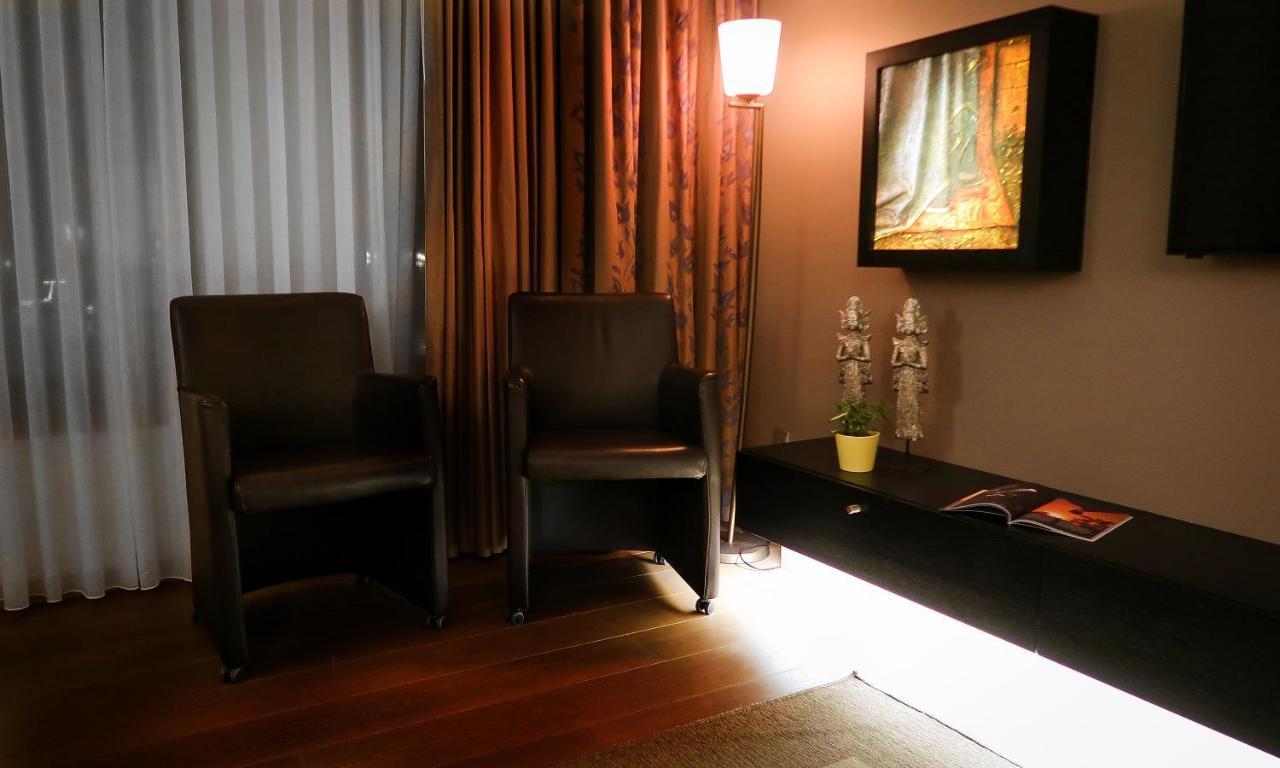 Hotel Van Eyck Maaseik Kültér fotó