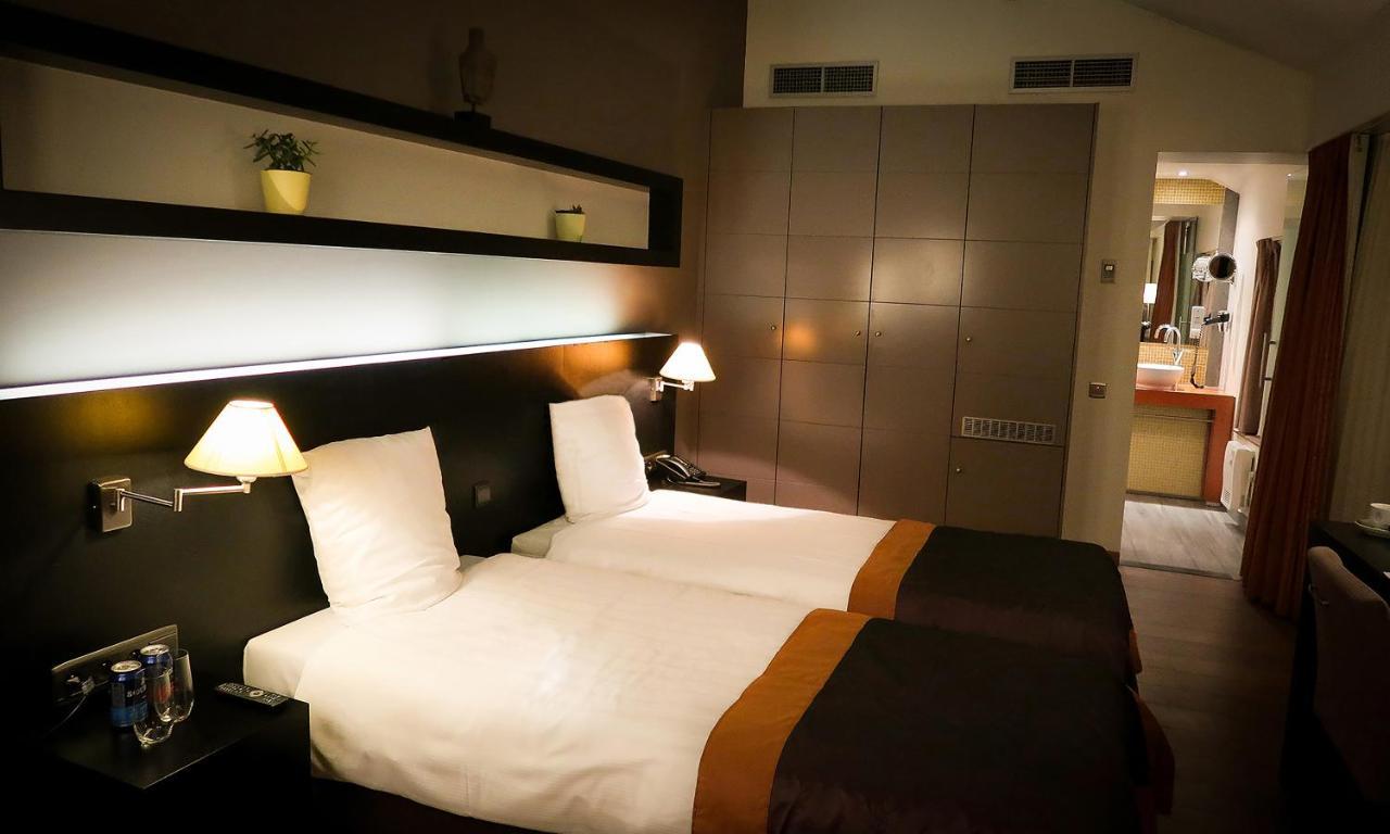Hotel Van Eyck Maaseik Kültér fotó